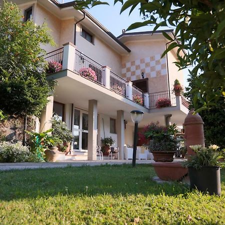 Parte Di Casa Con Giardino E Piscina Villa Pietrasanta Exterior foto