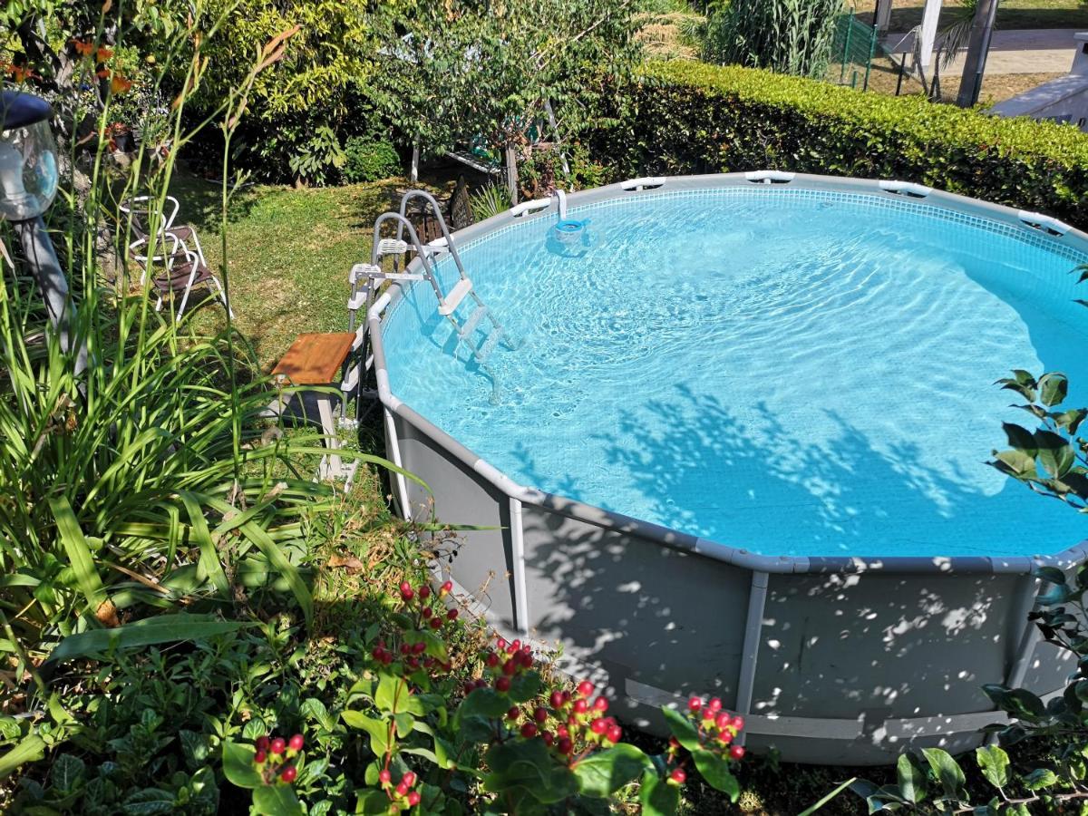 Parte Di Casa Con Giardino E Piscina Villa Pietrasanta Exterior foto