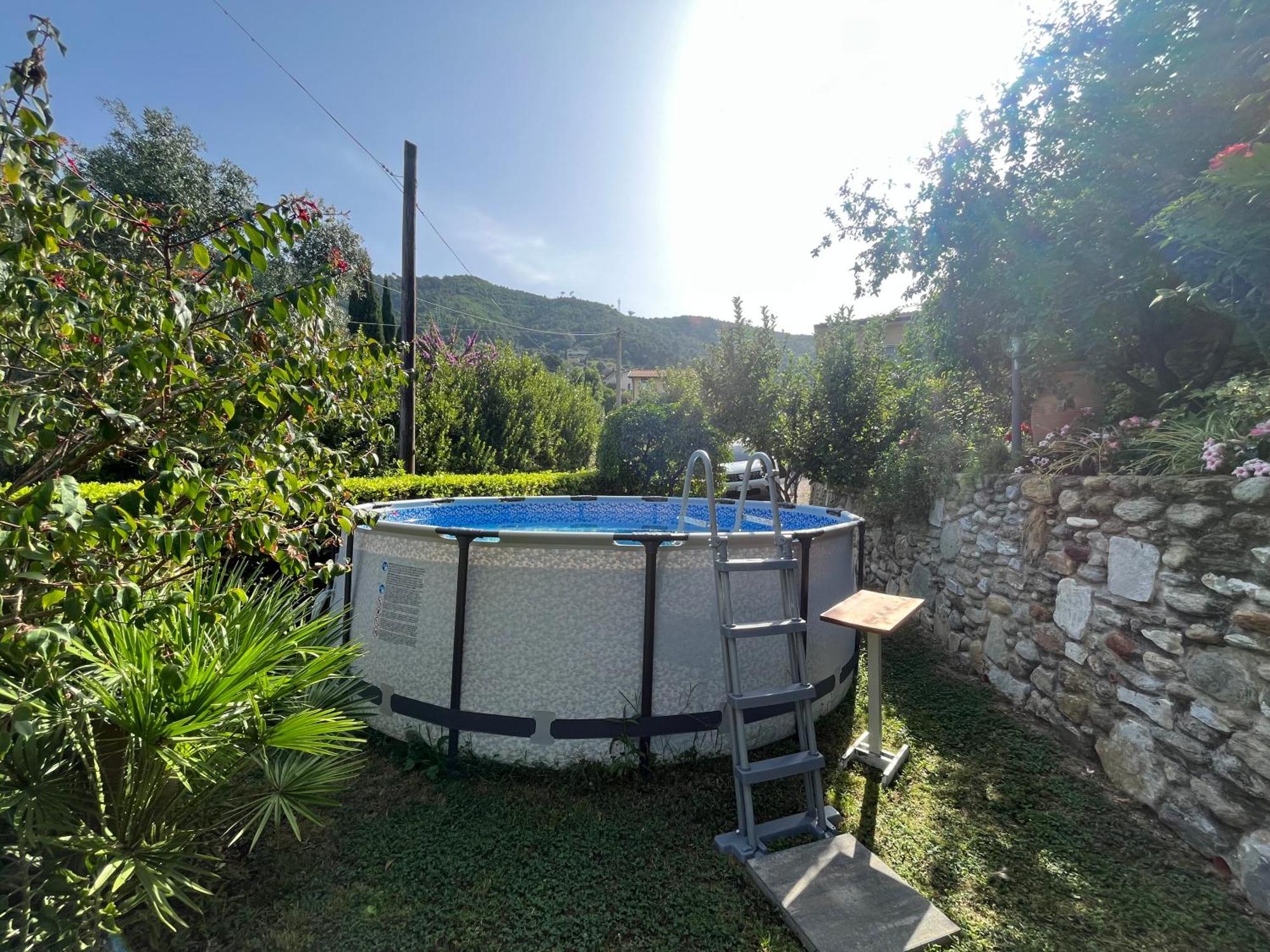 Parte Di Casa Con Giardino E Piscina Villa Pietrasanta Exterior foto